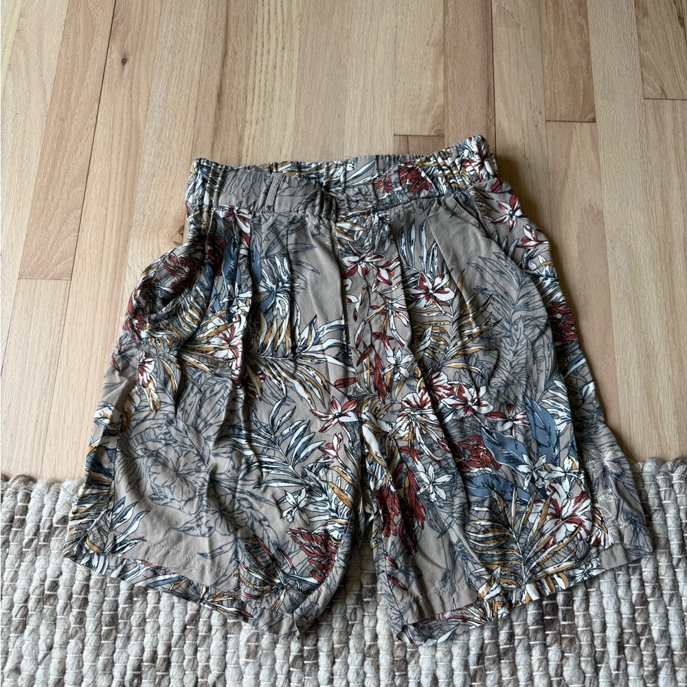 ORTTU Tan and Red Tropical Print shorts